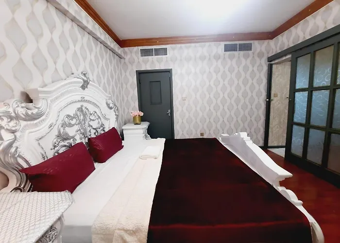 Private Hall Room Bed Room And Washroom Room In Shared Apartment Flat 302-1